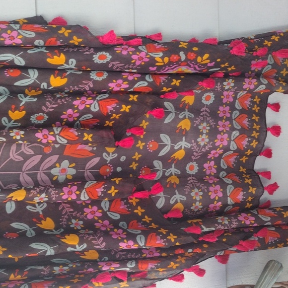 Natural Life Shawl Wrap - Picture 2 of 6